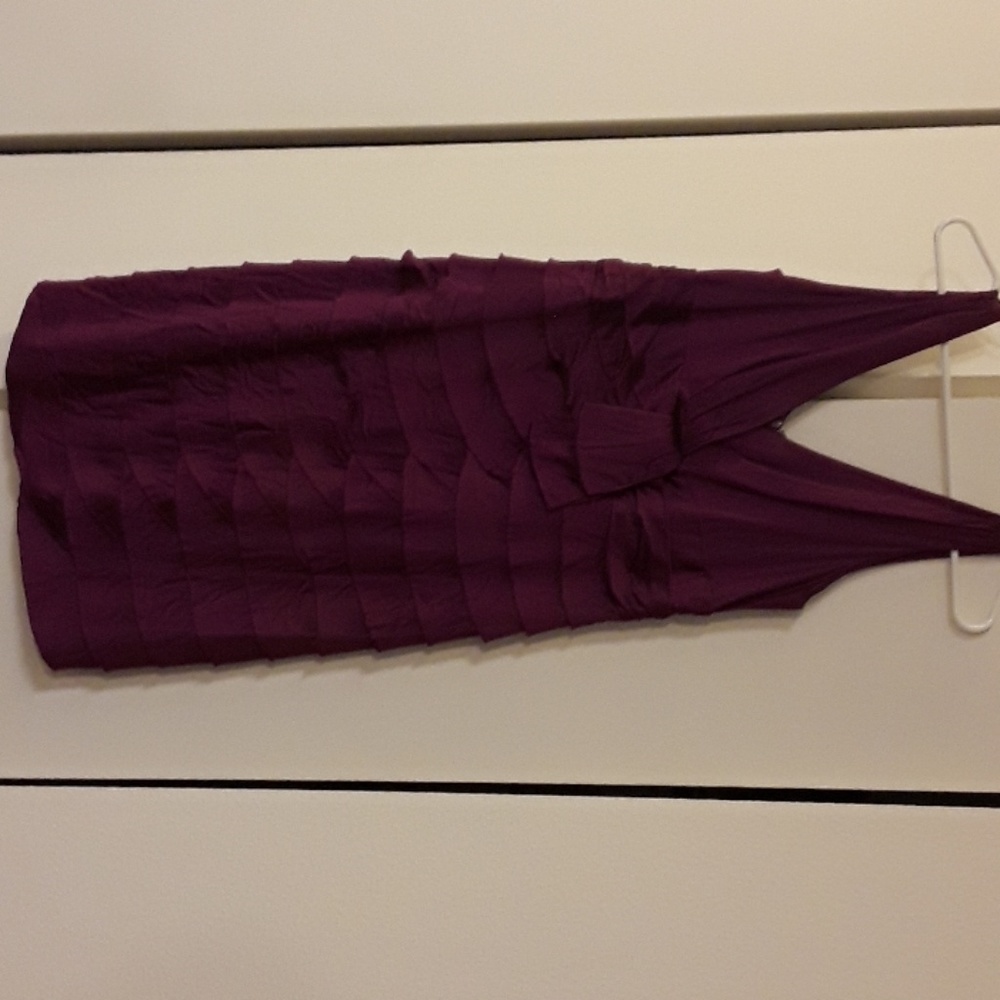 Jones New York sleeveless sheath